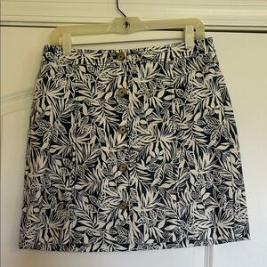 Leaf Print Button-Front Skirt